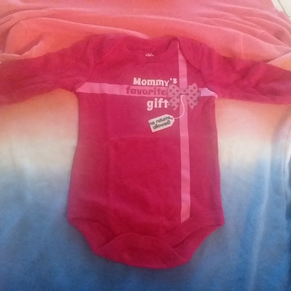 NWT Lot 4 Christmas-Themed One-Piece Baby Sz 0-3 - Picture 3 of 6